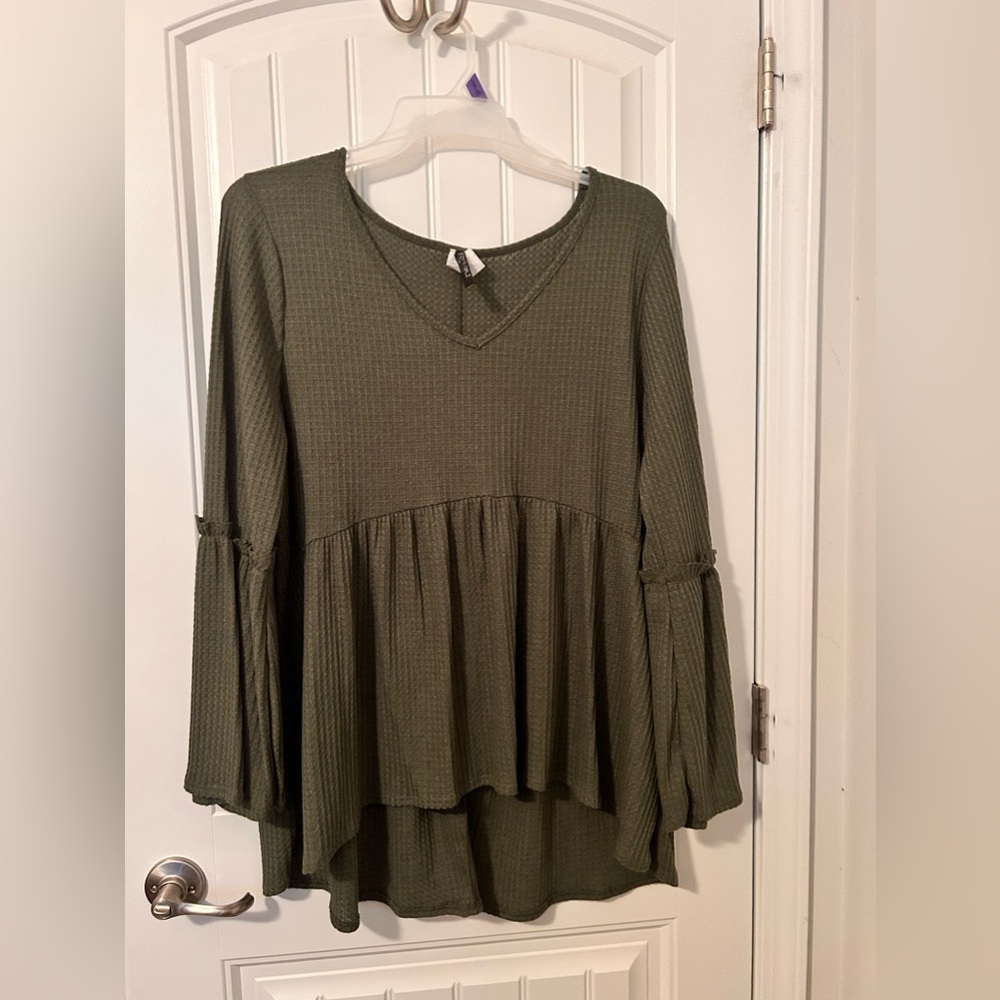 Dark green long sleeve size 3X